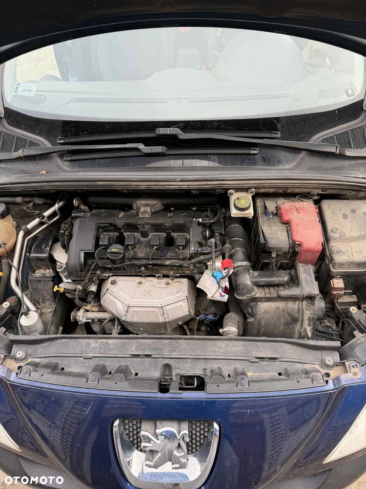 Peugeot 308 1.6 Trendy - 12