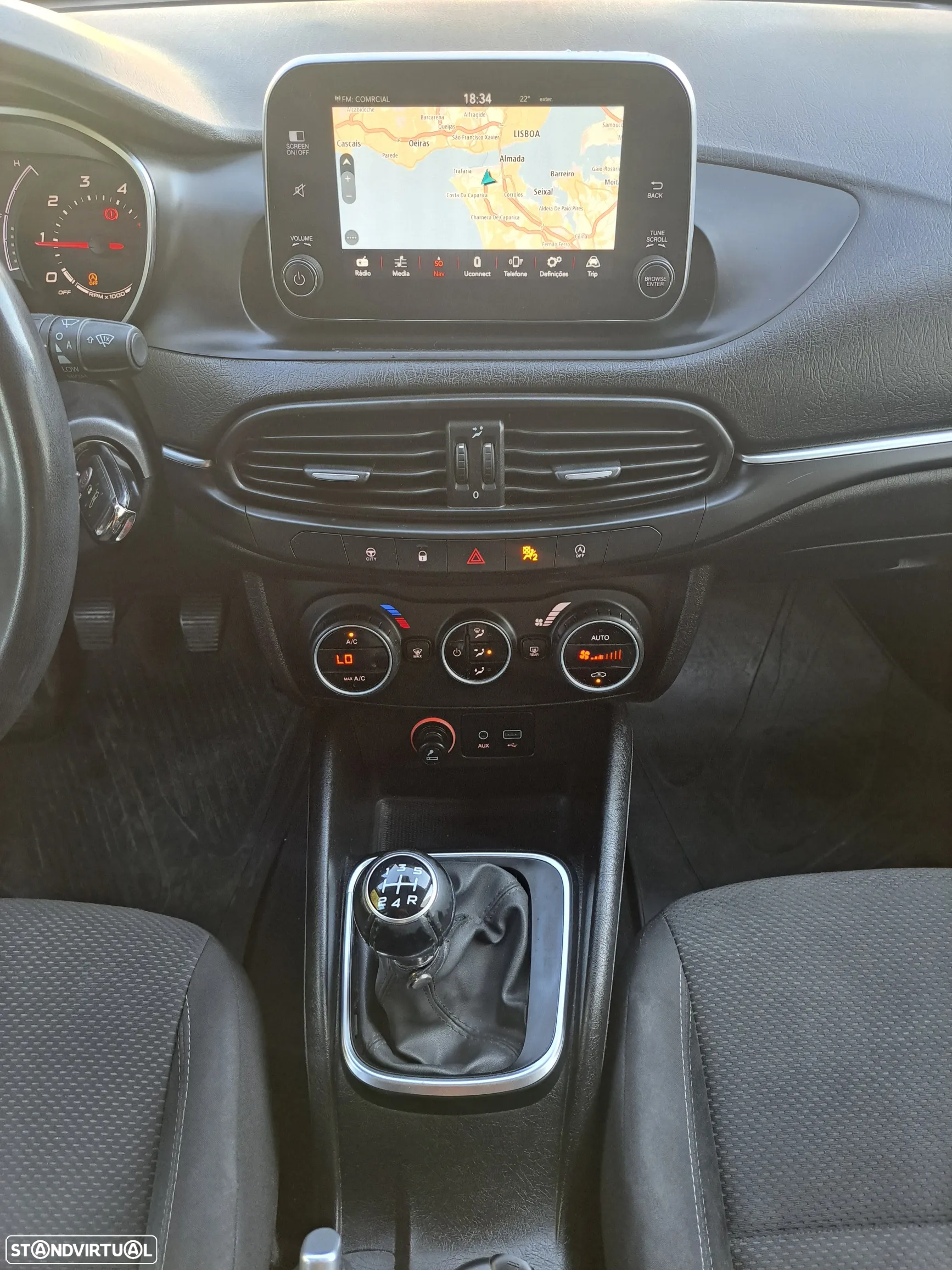 Fiat Tipo Station Wagon 1.3 M-Jet Lounge Tech - 20