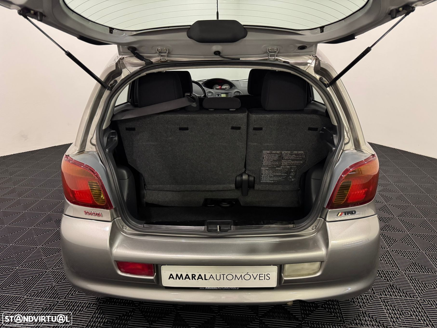 Toyota Yaris 1.5 T Sport AC - 45