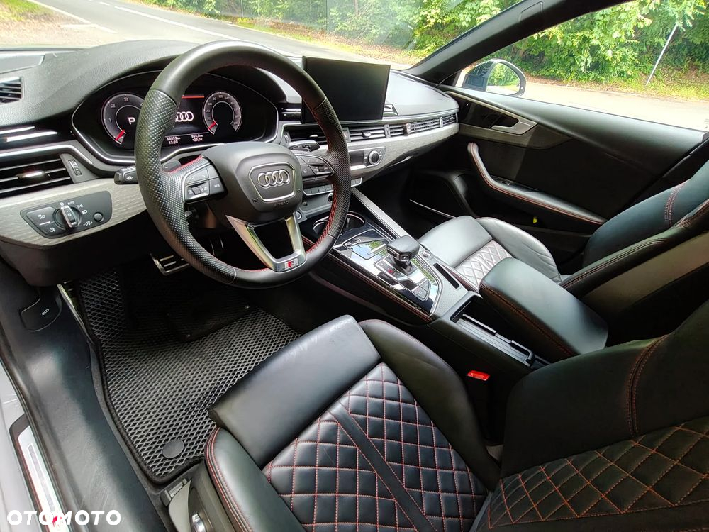 Audi A4 - 16