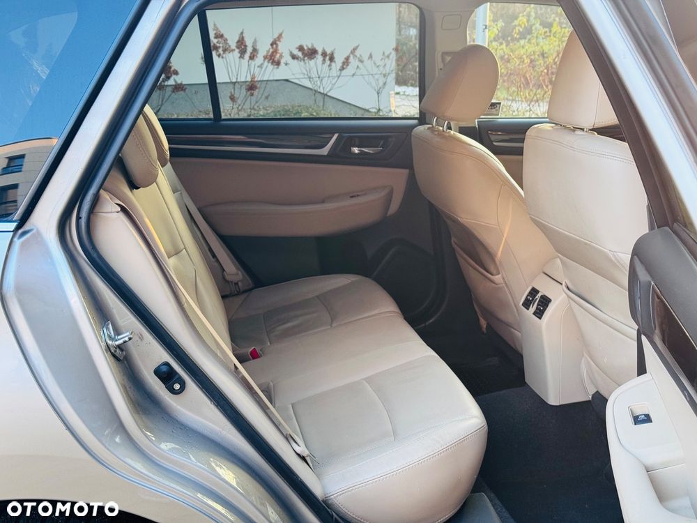 Subaru Outback 2.0D Exclusive Lineartronic - 40
