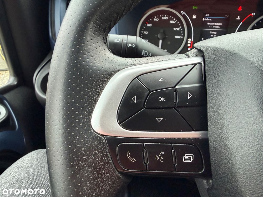 Iveco 2020/Daily/Winda BAR/Średni/manual/Klima/Tempomat/Business Pakiet - 23