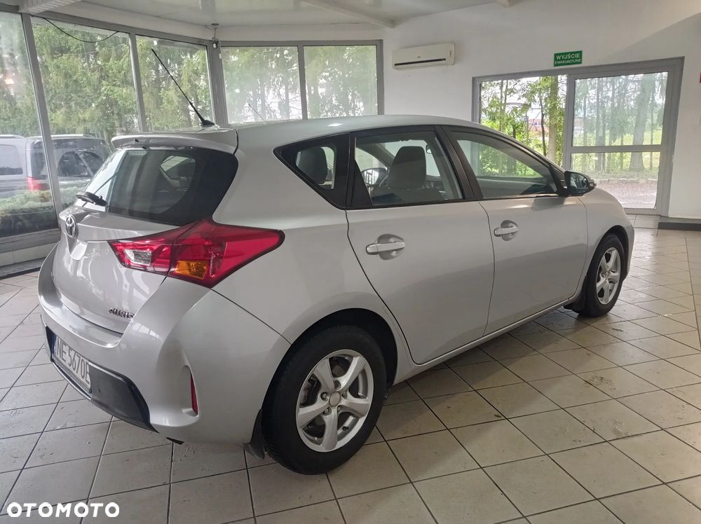 Toyota Auris 1.33 VVT-i Active - 5