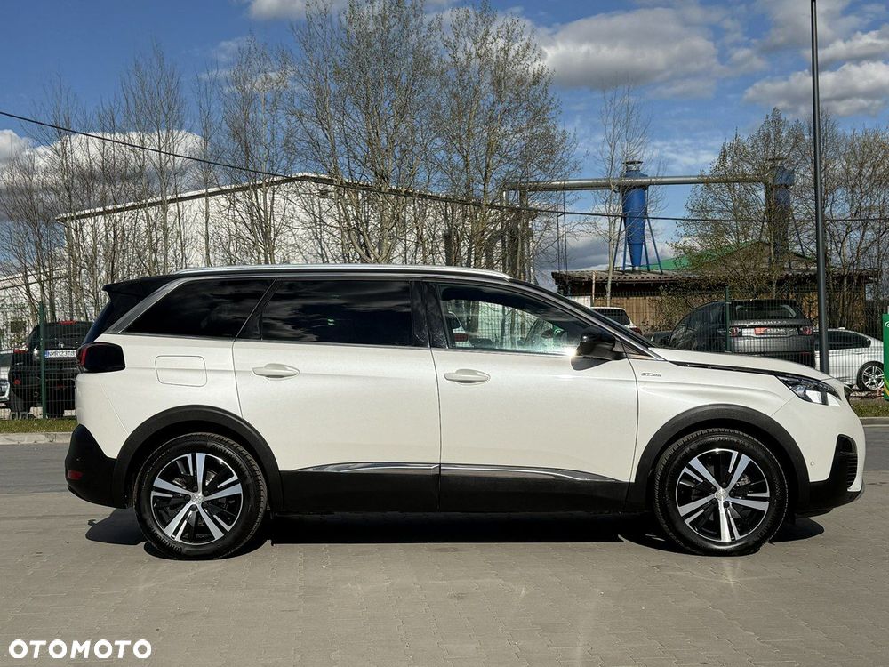 Peugeot 5008 - 11