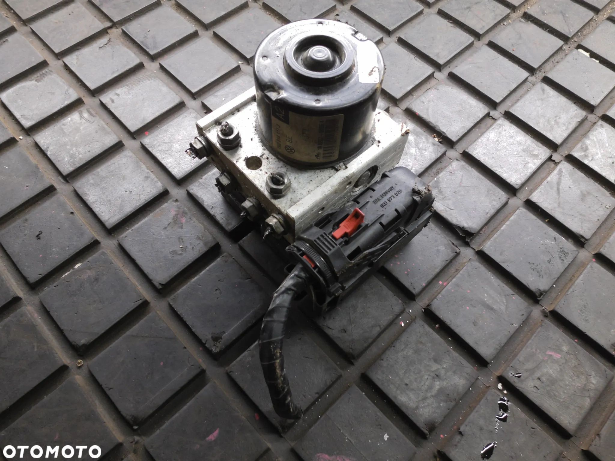 POMPA ABS SEAT LEON II 1.9 TDI 1K0907379P 1K0614117J + WTYCZKA INSTALACJA - 1