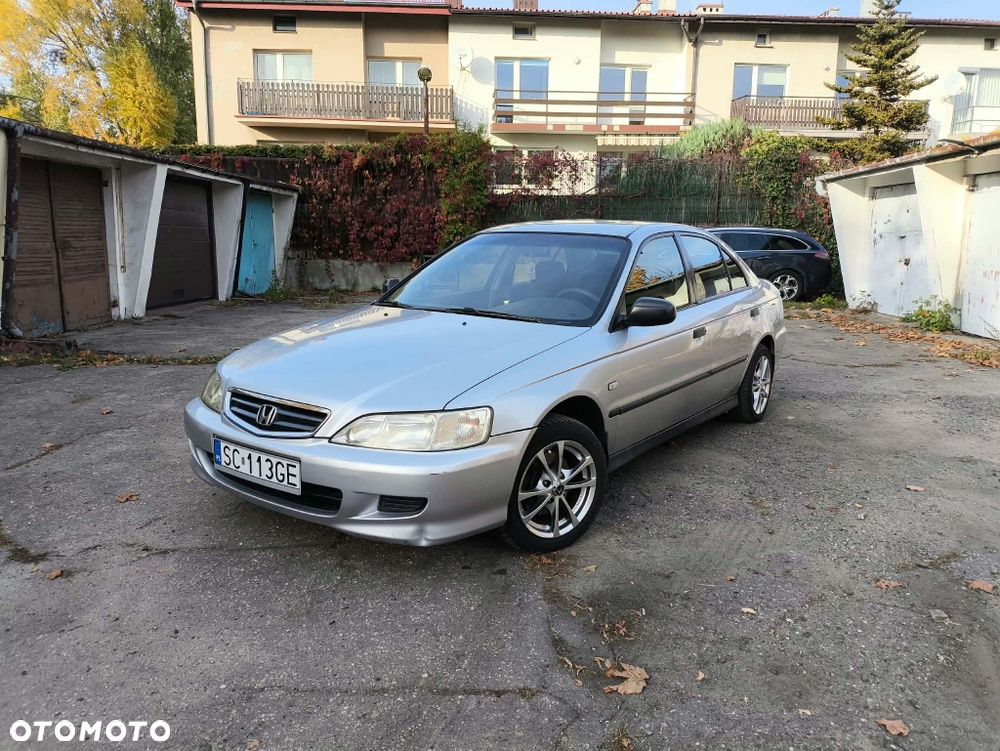 Honda Accord - 1