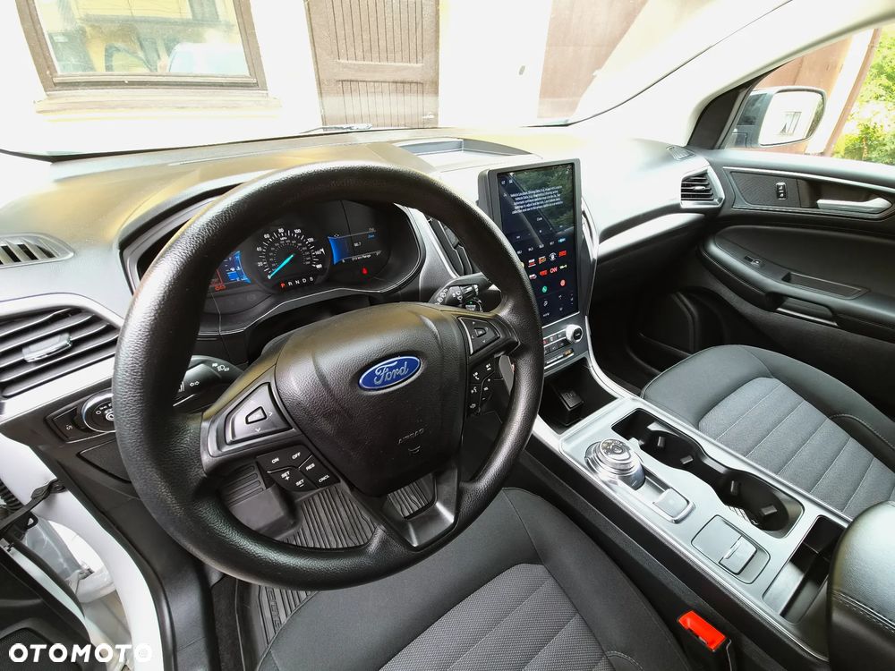 Ford Edge - 24