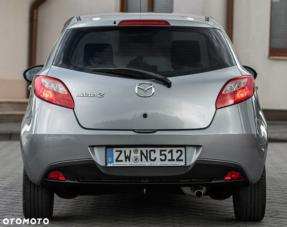 Mazda 2 - 15