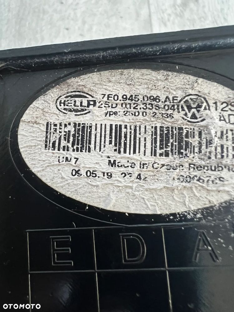 LAMPA LAMPY TYŁ PRAWA LEWA VW T6 T6.1 7E0945096AE 7E0945095AE ORYGINAŁ - 7