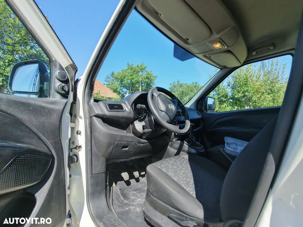 Opel Combo - 14