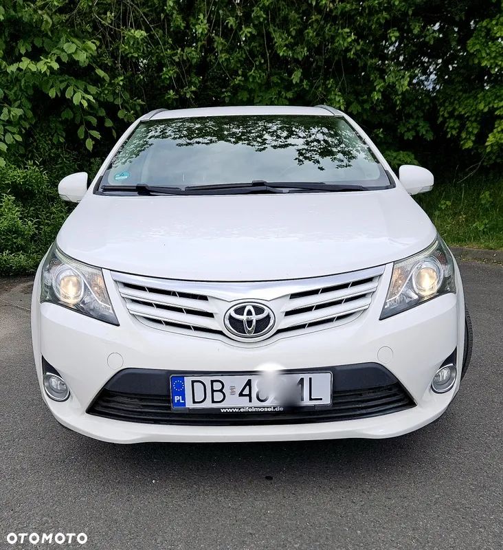 Toyota Avensis 2.0 D-4D Premium - 12