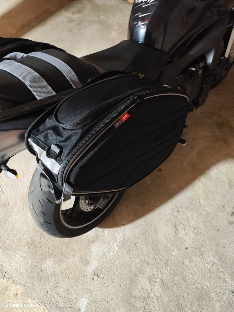 Yamaha Fazer - 10