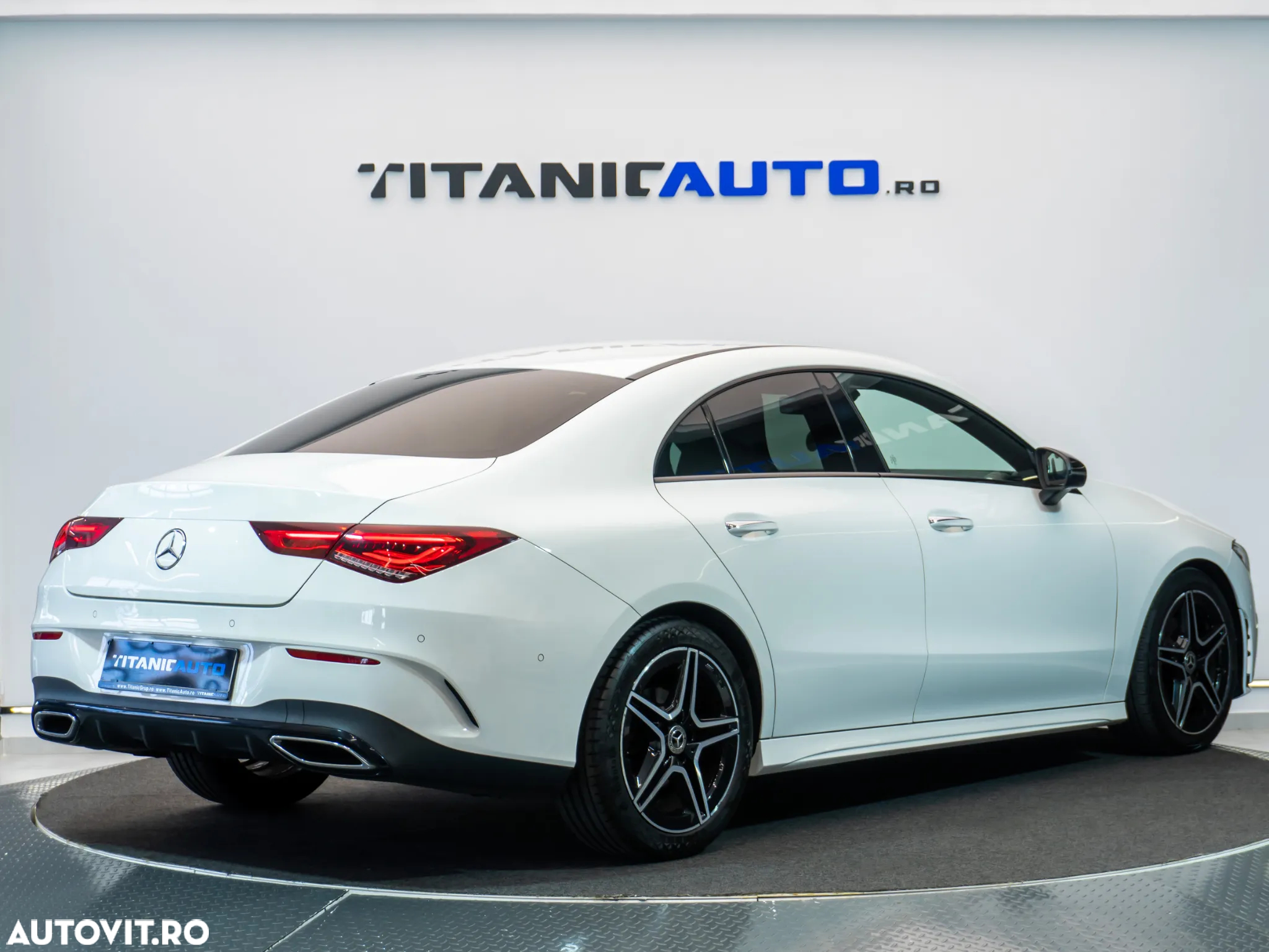 Mercedes-Benz CLA 180 d 7G-DCT AMG Line - 4