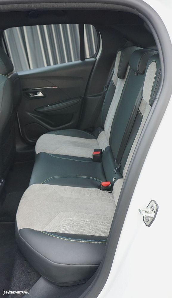 Peugeot e-208 50 kWh GT Pack - 24