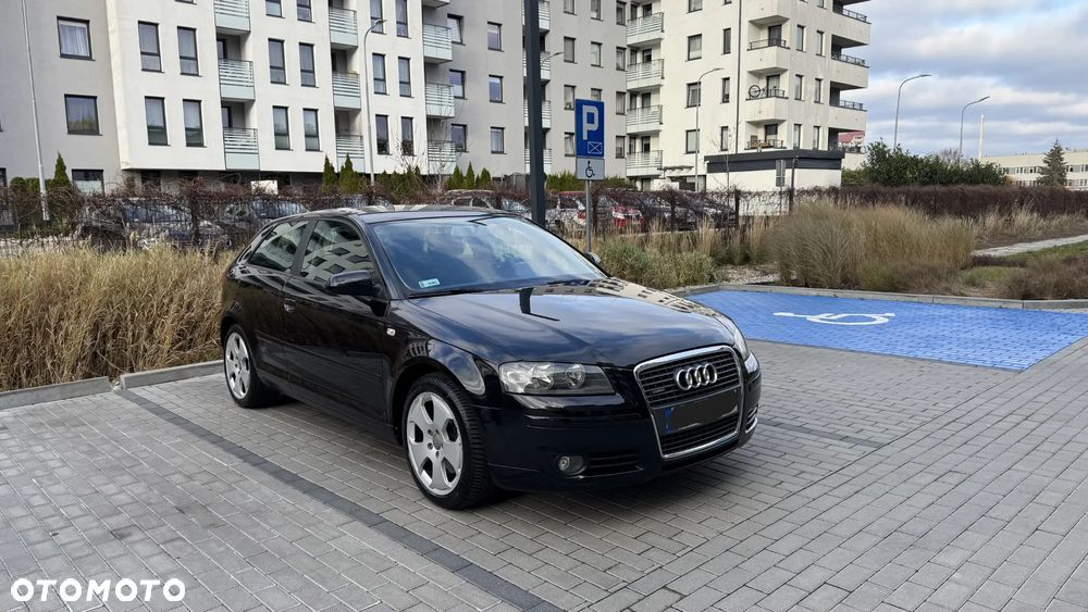 Audi A3 3-drzwiowe 2.0 TFSI quattro Ambition - 1