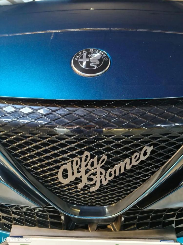 Alfa Romeo Junior Elletrica 50 kWh - 8