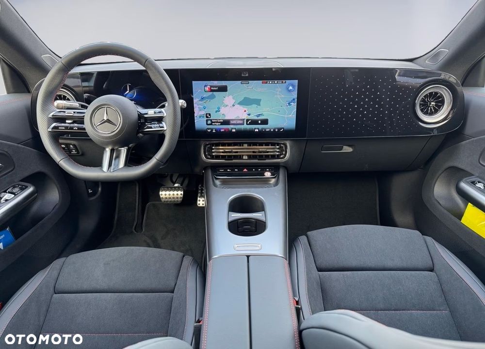 Mercedes-Benz CLA 200 mHEV 8G-DCT - 11