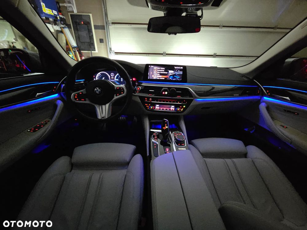 BMW Seria 5 520d xDrive Luxury Line - 16