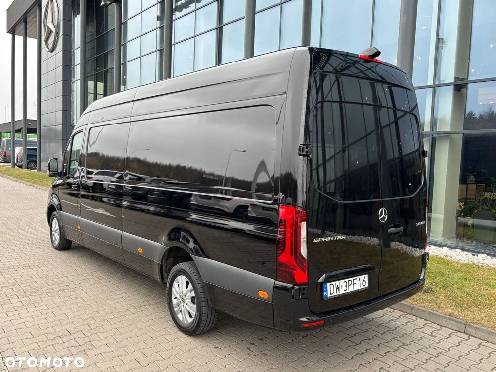 Mercedes-Benz Sprinter - 26