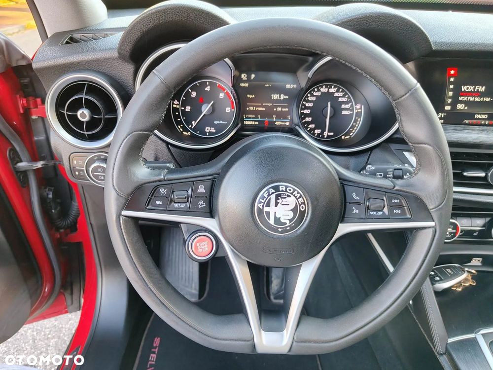 Alfa Romeo Stelvio 2.2 16V AT8 Super - 30