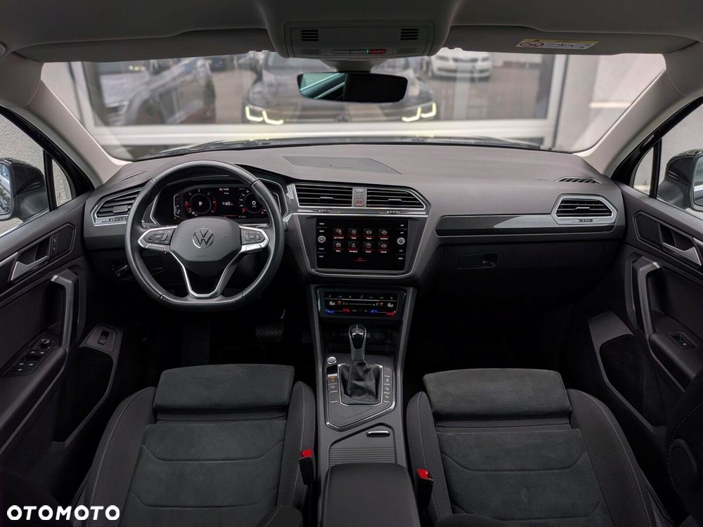 Volkswagen Tiguan 2.0 TDI Elegance DSG - 12