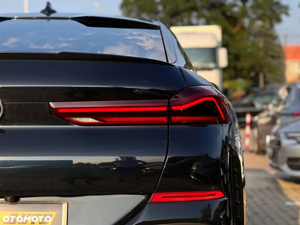 BMW X6 - 12