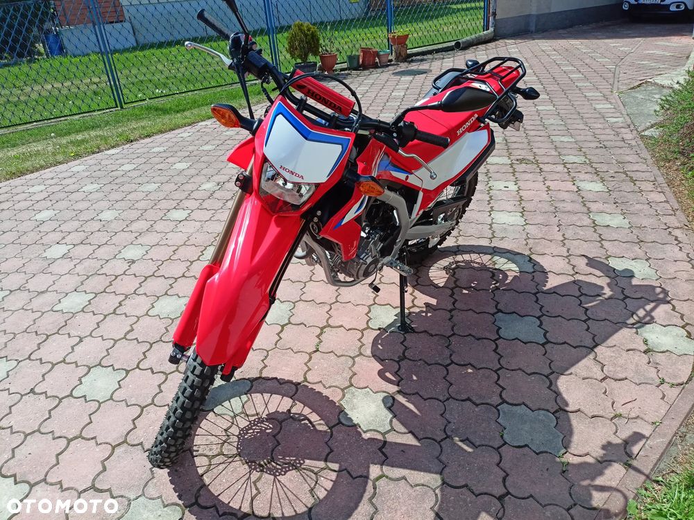 Honda CRF - 1