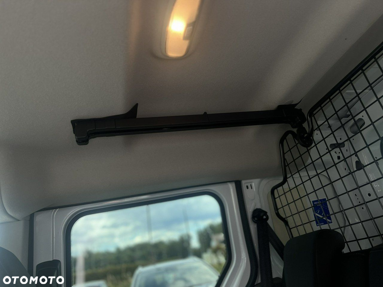 Ford Transit Connect Kombi 220 L1 Trend - 21