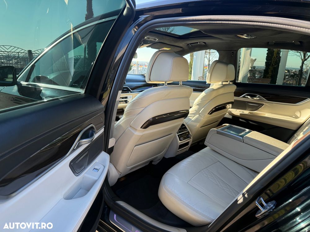 BMW Seria 7 730d xDrive - 13