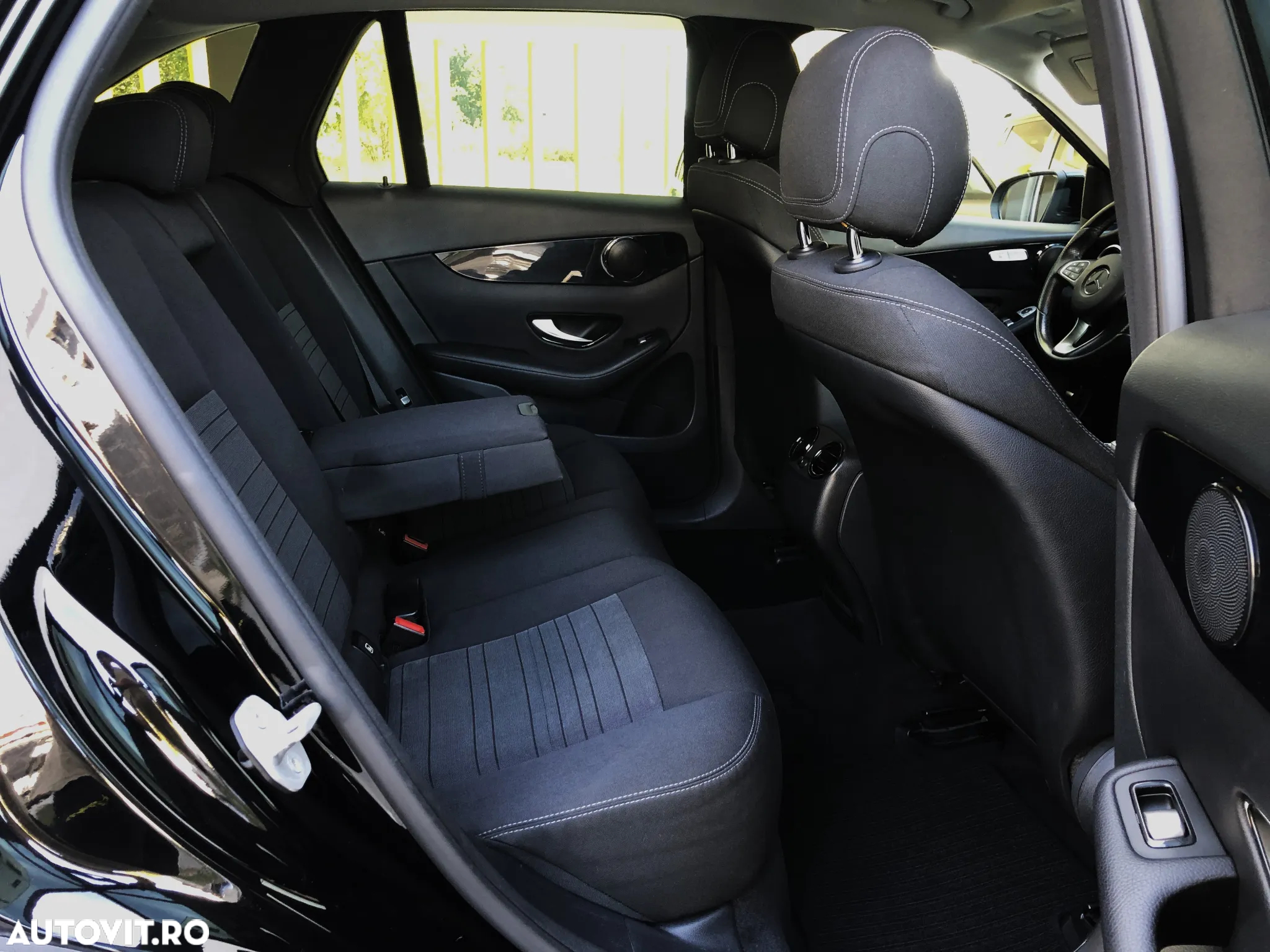 Mercedes-Benz GLC 220 d 4Matic 9G-TRONIC - 11