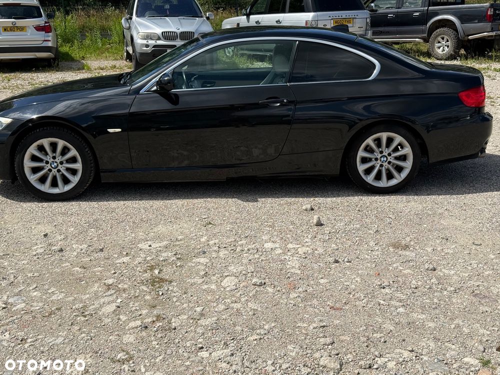 BMW Seria 3 320d Edition Exclusive - 8