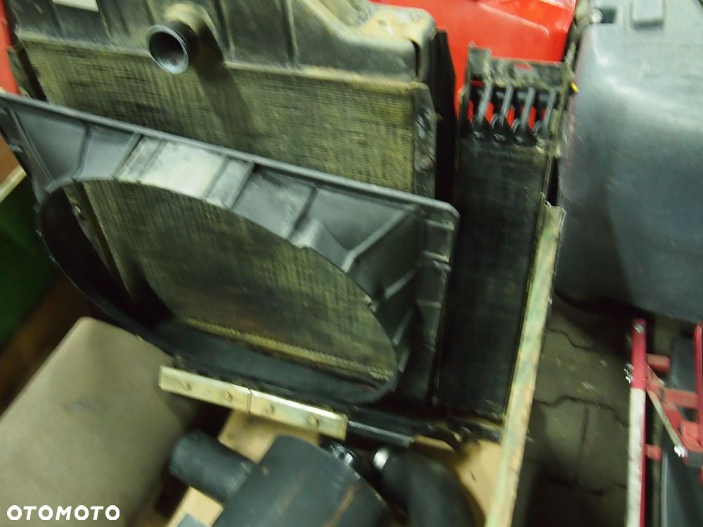 MF 3382795M93 Chłodnica wody Massey Ferguson: 3070, 3080, 3085, 3090, 3095, 3115, 3120 - 4