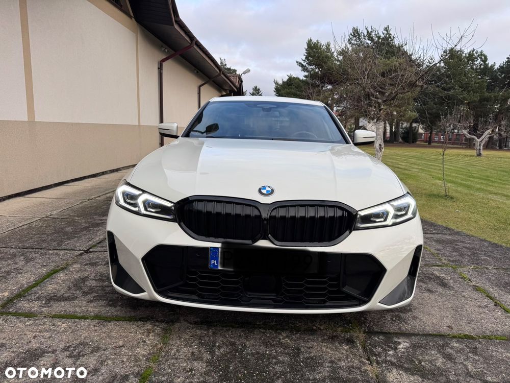 BMW Seria 3 320d xDrive mHEV M Sport - 2