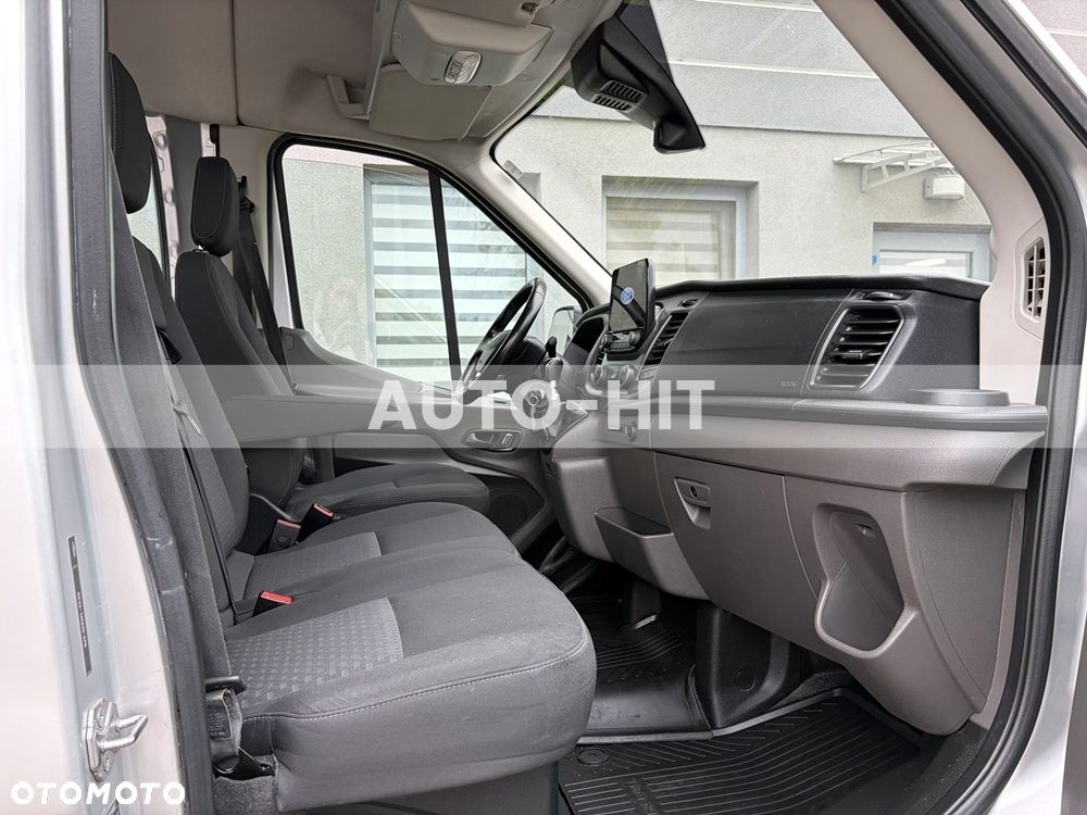 Ford Transit - 21