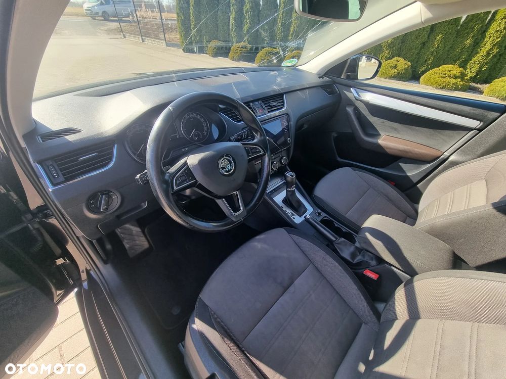 Skoda Octavia 2.0 TDI DSG Tour - 11