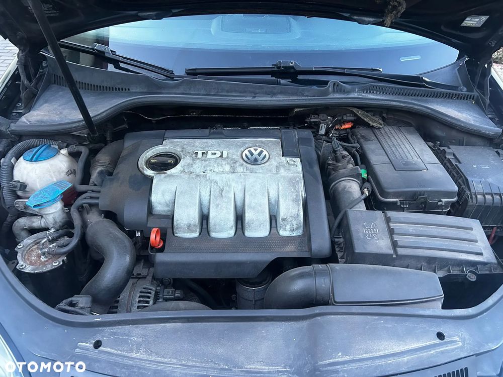 Volkswagen Golf - 21