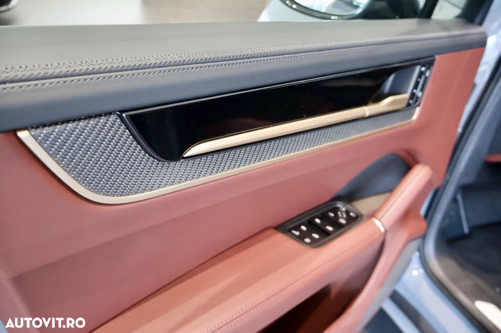 Porsche Cayenne Coupe E-Hybrid Tiptronic S - 11