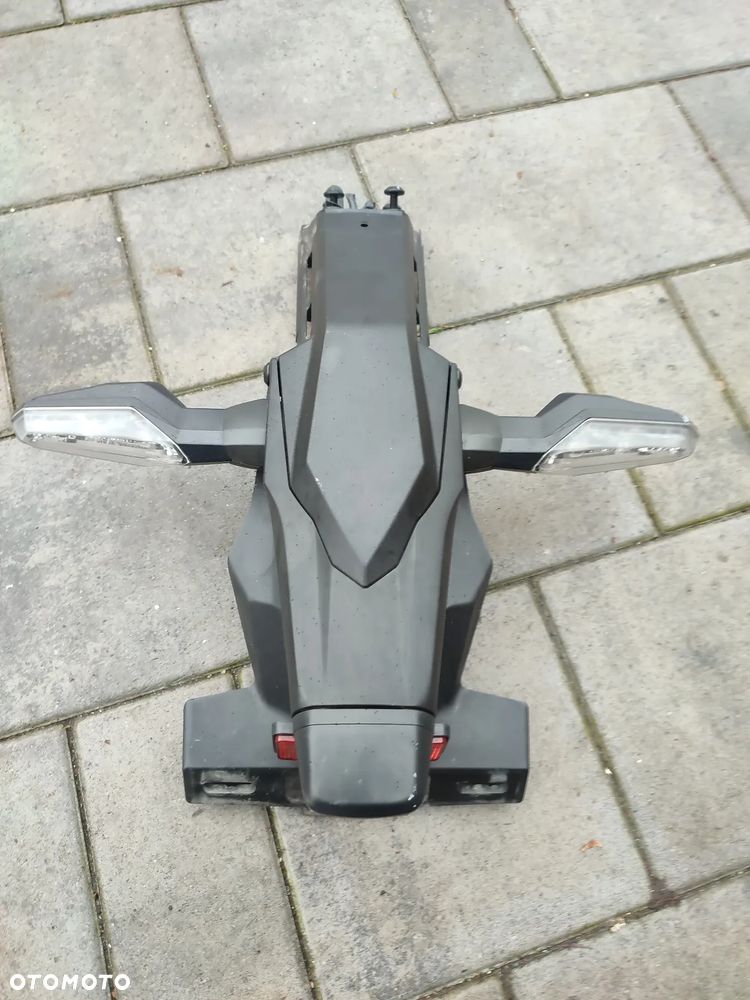 Mocowanie tablicy rejestracyjnej, podświetlanie tablicy, kierunkowskazy, ogon Kawasaki ZX10R ZX-10R - 1