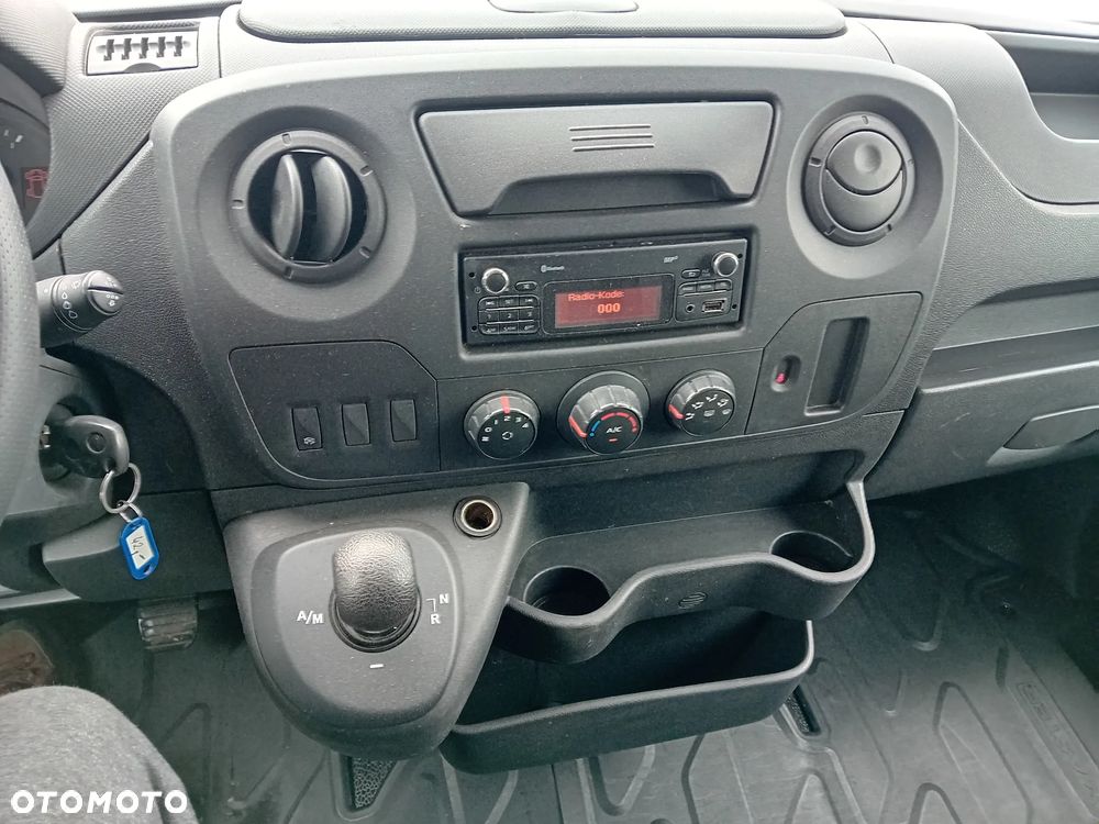 Renault Master Brygadówka - 24