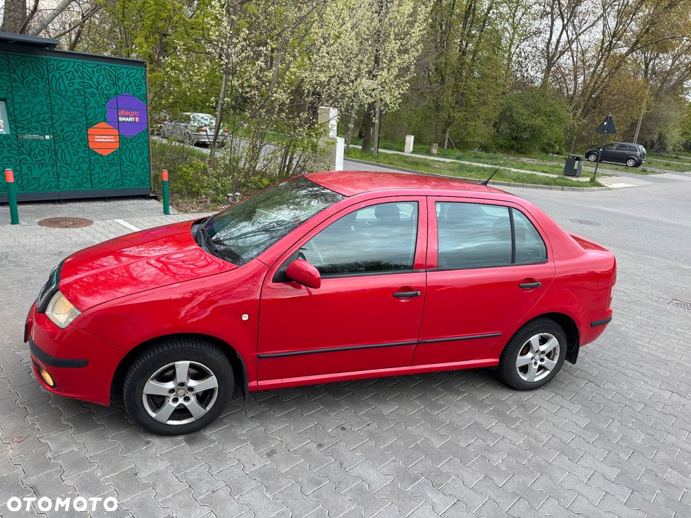 Skoda Fabia 1.4 16V Classic + - 8