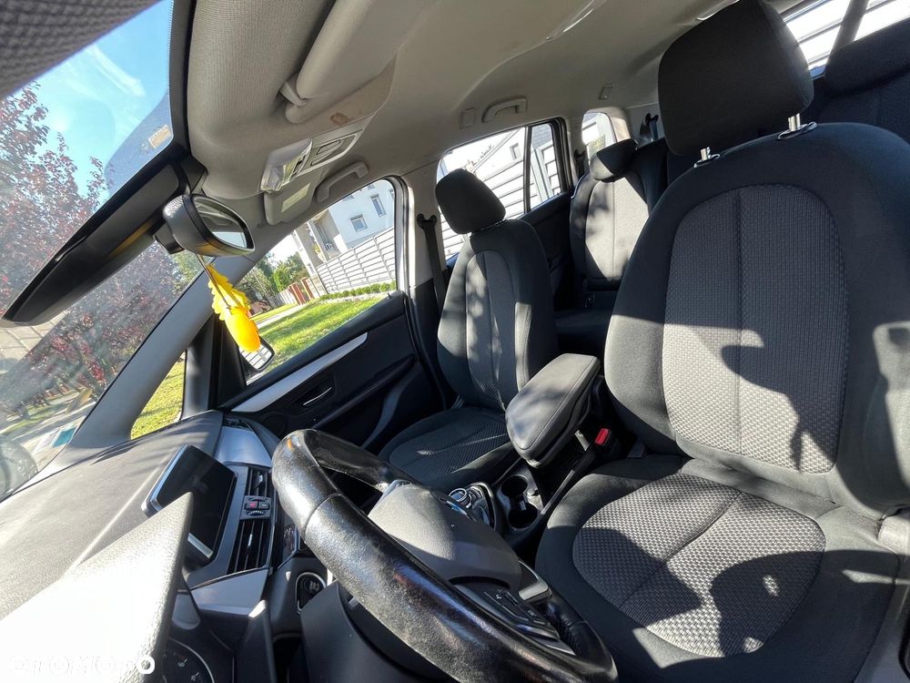 BMW Seria 2 216d Active Tourer Luxury Line - 12