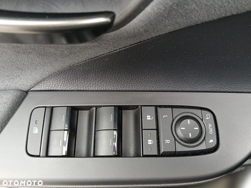 Toyota C-HR 1.8 Hybrid Executive - 17