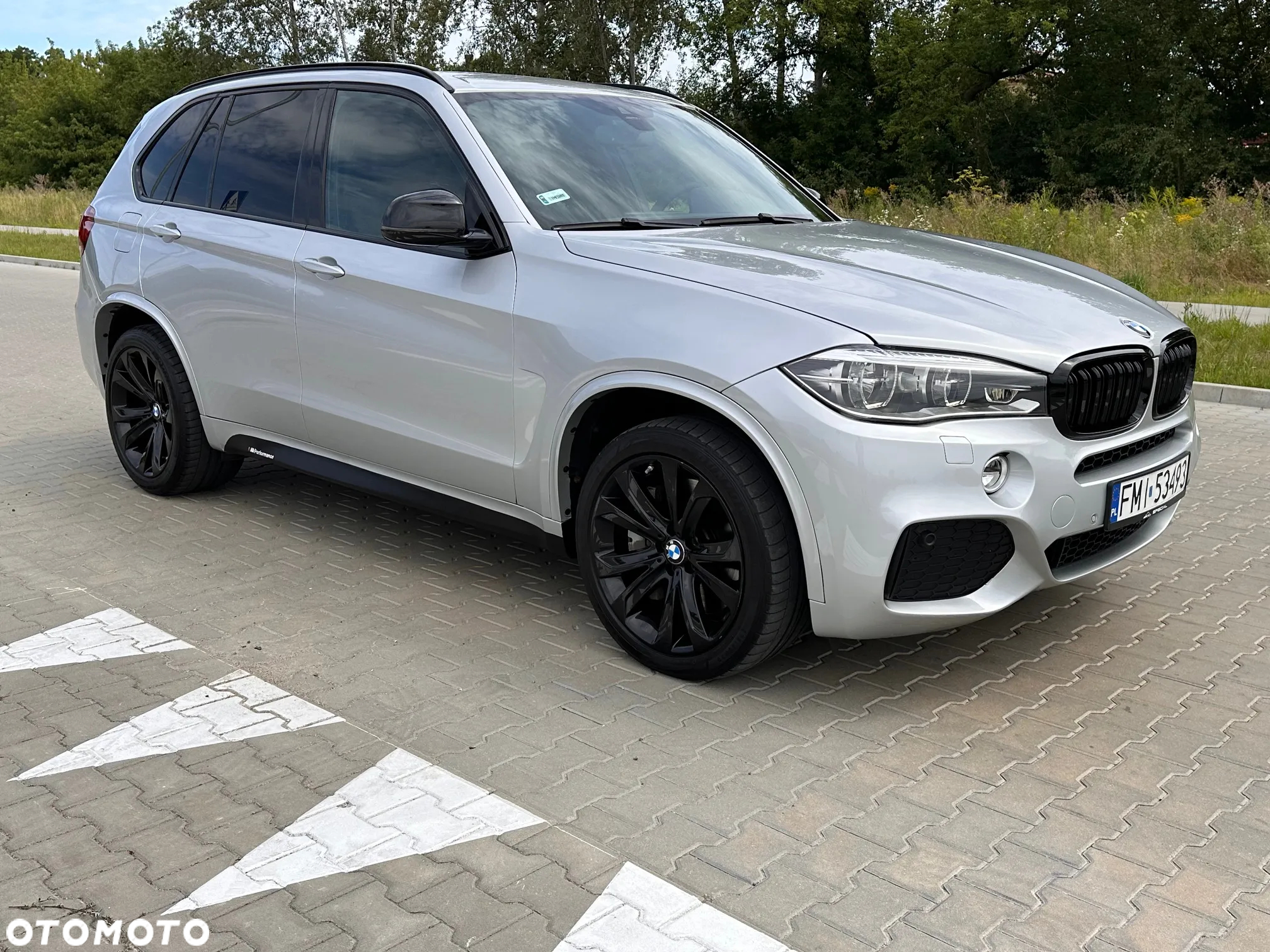 BMW X5 M M50d Sport-Aut - 4