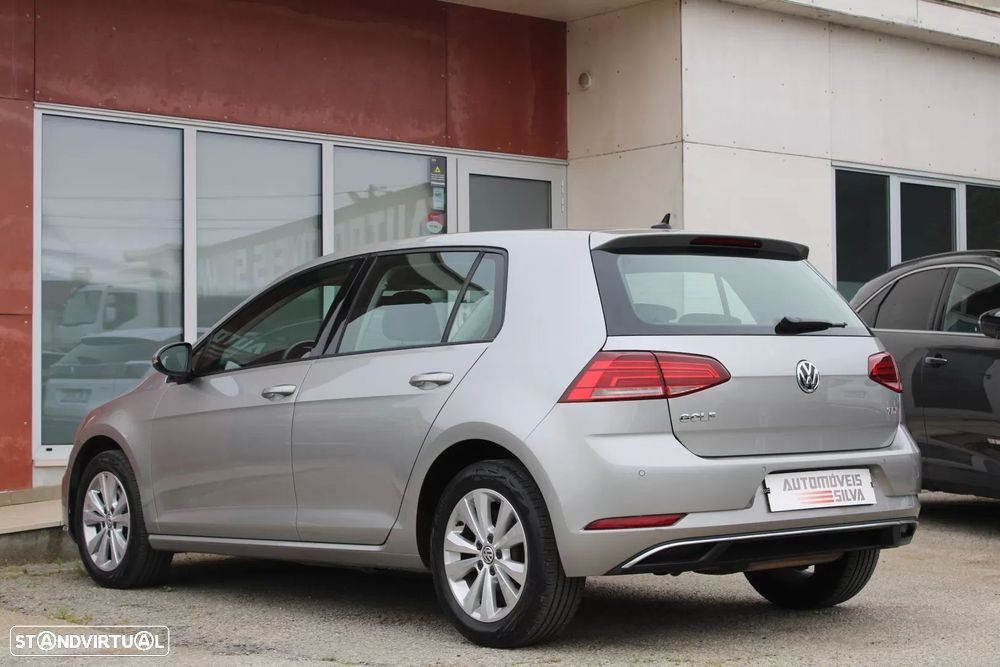 VW Golf 1.6 TDI Confortline - 14