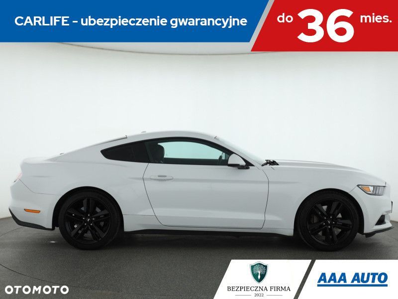 Ford Mustang - 7