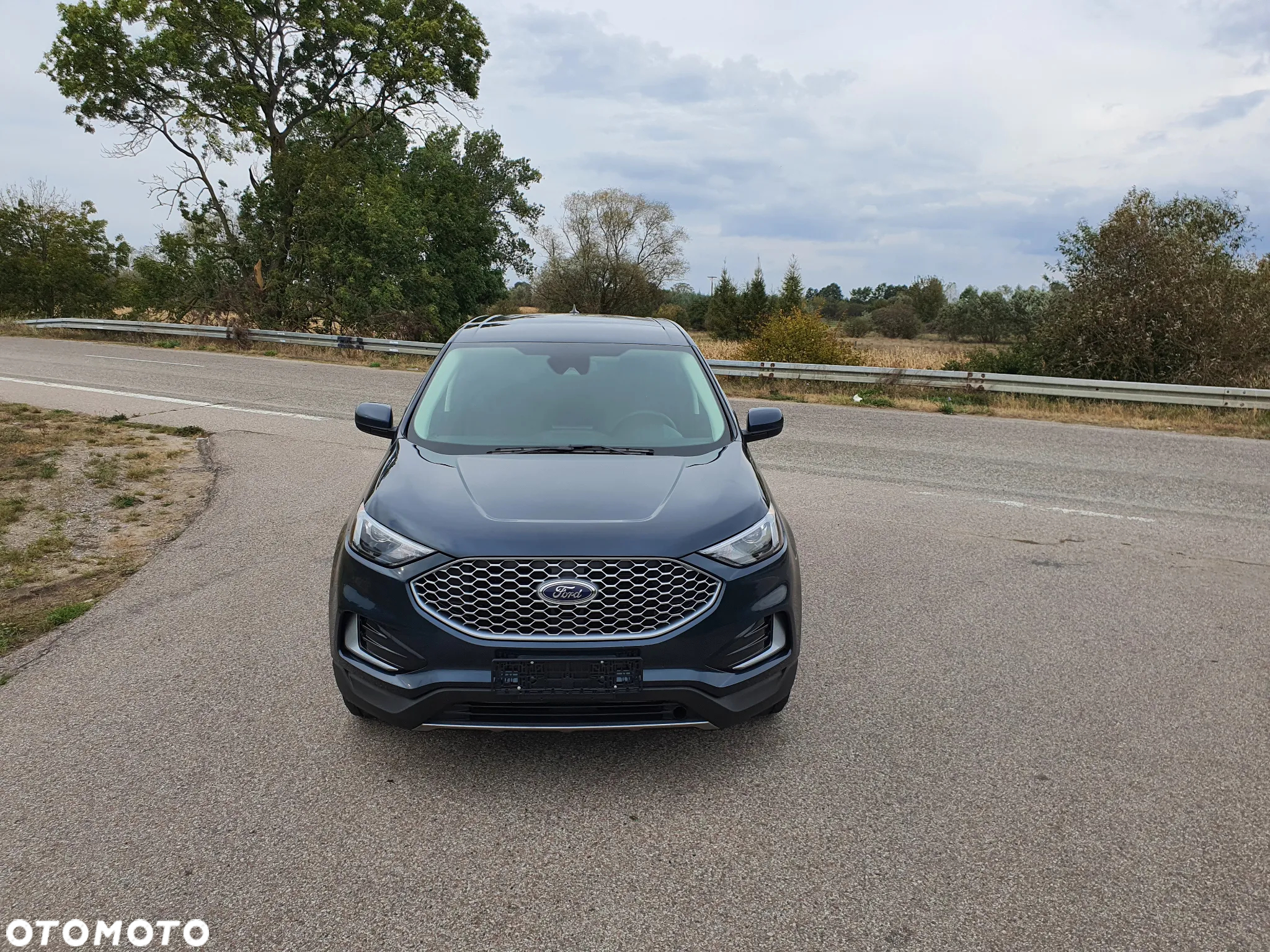 Ford Edge - 4