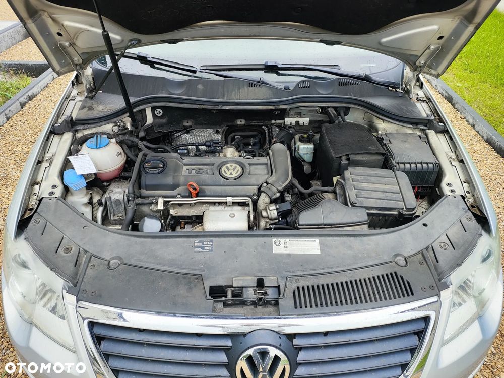 Volkswagen Passat 1.4 TSI Comfortline - 8