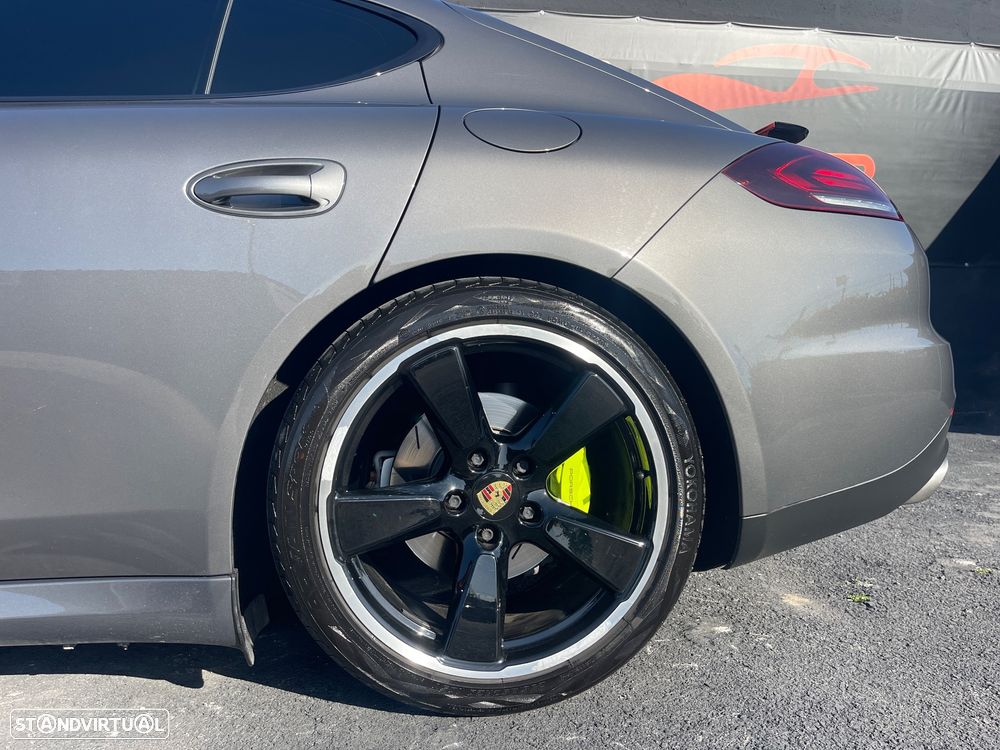 Porsche Panamera S E-Hybrid - 11