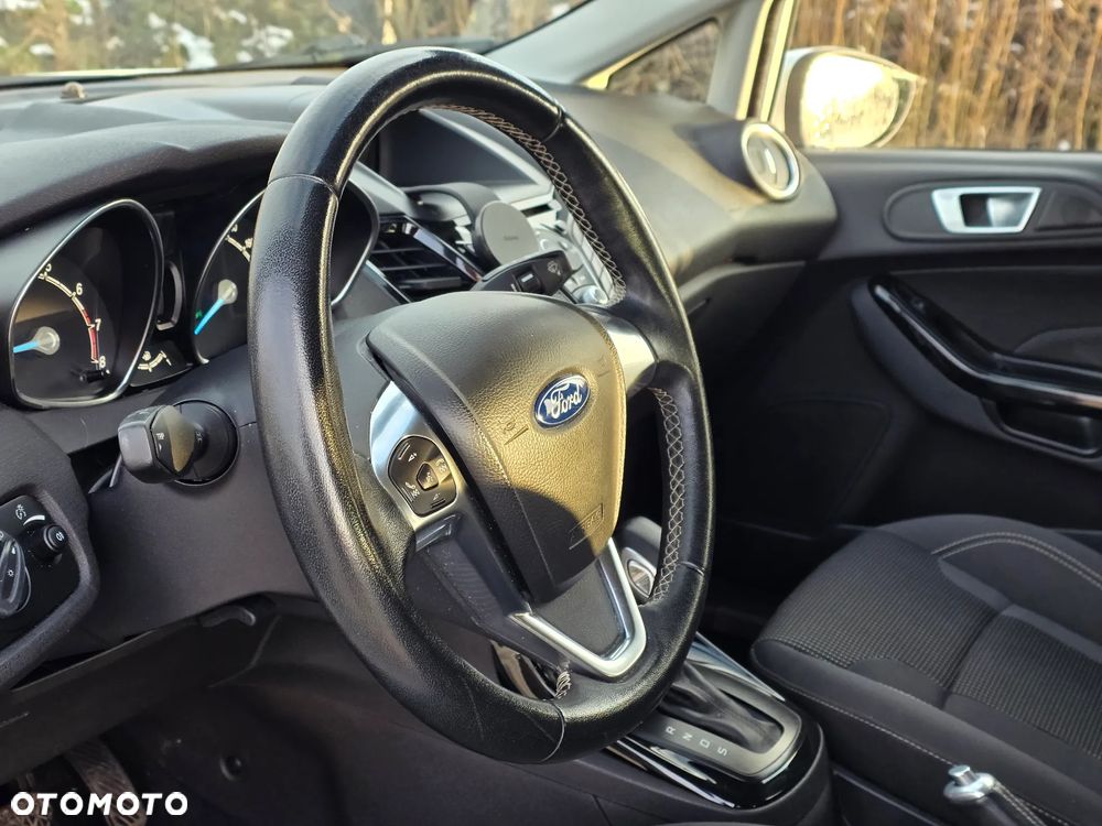 Ford Fiesta 1.0 EcoBoost Powershift Individual - 19