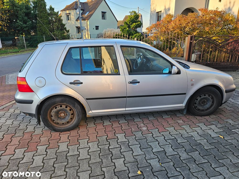 Volkswagen Golf IV 1.4 16V Basis - 29
